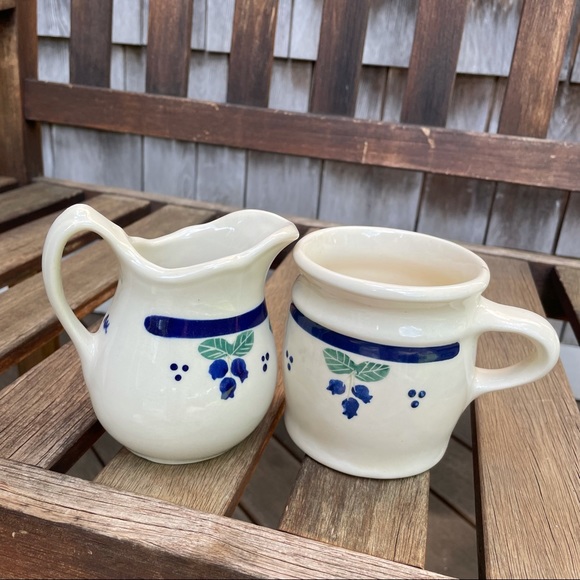 Creamer and sugar dish - Picture 1 of 1